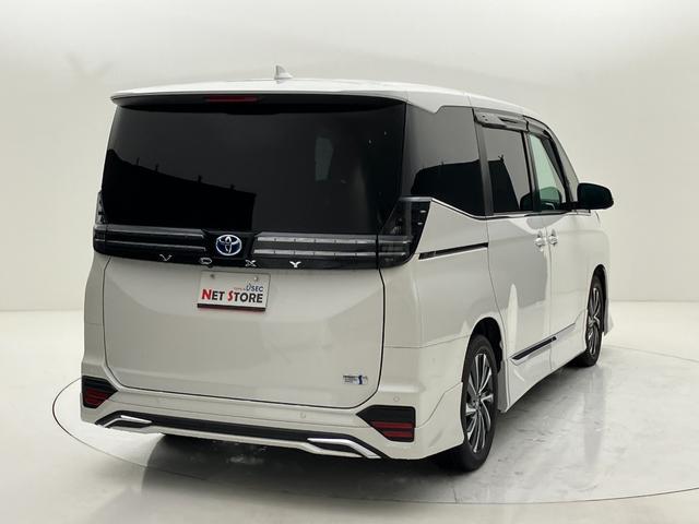 ヴォクシー ハイブリッドＳ－Ｚ　雹害　１０．５インチディスプレイオーディオ　フルセグＴＶ　全方位カメラ　ＢＳＭ　モデリスタフルエアロ　後席モニター　オットマン　シートヒーター　ＣＤ／ＤＶＤ再生　ステアリングヒーター　７人乗り（39枚目）