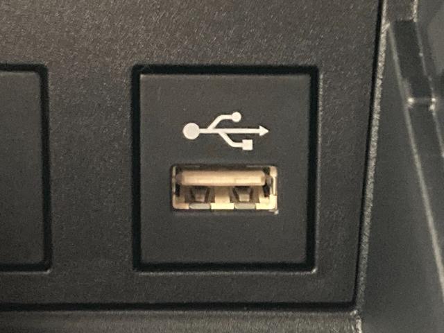 ノア ハイブリッドＳ－Ｚ　雹害　１０．５インチディスプレイオーディオナビ　フルセグＴＶ　バックモニター　ＢＳＭ　シートヒーター　両Ｐスラ　２ｎｄシートオットマン　７人乗り　パワーバックドア　ＥＴＣ２．０　ステアリングヒーター（18枚目）