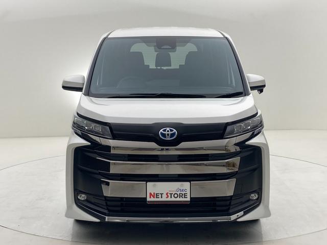 ノア ハイブリッドＳ－Ｚ　雹害　１０．５インチディスプレイオーディオナビ　フルセグＴＶ　バックモニター　ＢＳＭ　シートヒーター　両Ｐスラ　２ｎｄシートオットマン　７人乗り　パワーバックドア　ＥＴＣ２．０　ステアリングヒーター（40枚目）