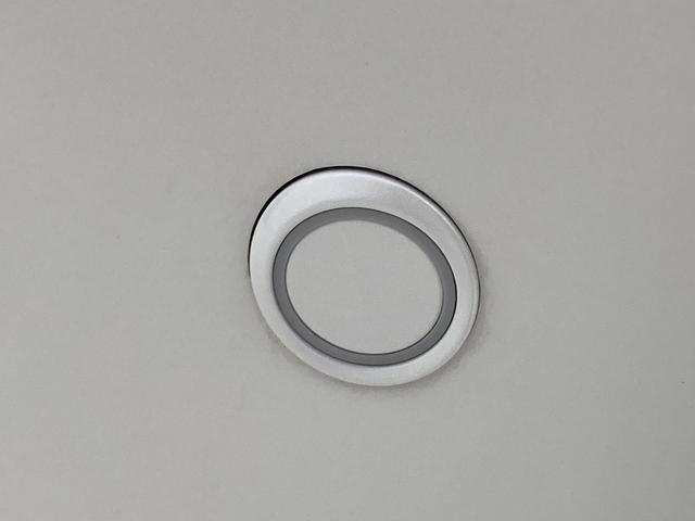 ノア ハイブリッドＸ　雹害　両Ｐスラ　レーダークルーズコントロール　７人乗り　ロードサインアシスト　ＬＥＤヘッドライト　スマートキー　セーフティセンス　オートエアコン　アイドリングストップ（23枚目）