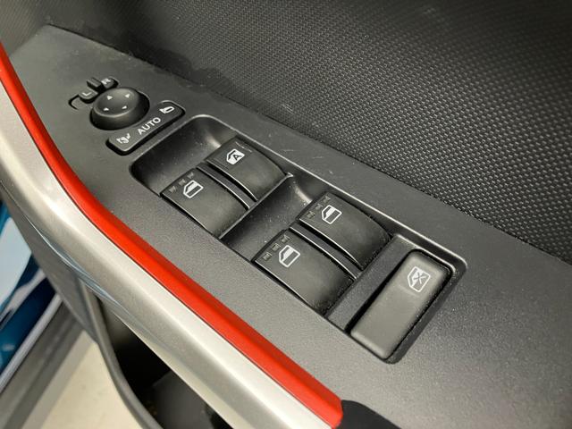 �������A�p���[�E�B���h�E���t���Ă��܂��􃏃��^�b�`�ő��̊J���\�ł��B