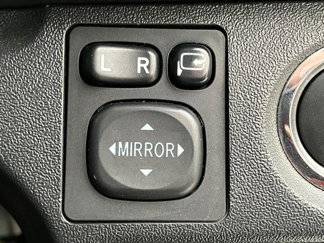 ハイエースバン スーパーＧＬ　ダークプライムＩＩ　純正ナビ　全方位カメラ　Ａｃ１００Ｖ電源　電動格納ミラー　ターボ車　積載量１０００ｋｇ　ＬＥＤヘッドライト　セーフティセンス　ＣＤ再生　オートエアコン　スマートキー　ＥＴＣ　ブルートゥース接続（21枚目）