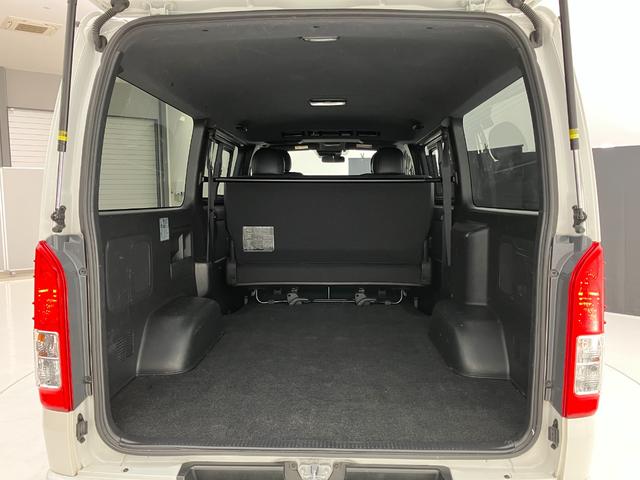ハイエースバン スーパーＧＬ　ダークプライムＩＩ　純正ナビ　全方位カメラ　Ａｃ１００Ｖ電源　電動格納ミラー　ターボ車　積載量１０００ｋｇ　ＬＥＤヘッドライト　セーフティセンス　ＣＤ再生　オートエアコン　スマートキー　ＥＴＣ　ブルートゥース接続（30枚目）