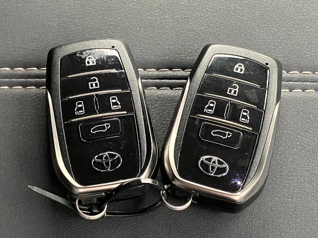 アルファードハイブリッド Ｚ　１４インチディスプレイオーディオ　フルセグＴＶ　全方位カメラ　ＢＳＭ　ムーンルーフ　シートヒーター／ベンチレーション　ステアリングヒーター　デジタルインナーミラー　シートオットマン　７人乗り（31枚目）