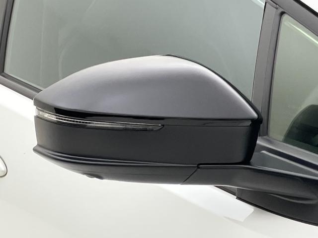 �E�C���J�[�~���[�����݂͎嗬�̑����ɂȂ��Ă��܂����B���[���s�A���ȕ��͋C�����o����A�E�C���J�[�~���[�ł��B�O�����J�b�R�悭�Ȃ邾���ł͂Ȃ��A���F�������サ�A���S�ʂɂ��v�����܂��B