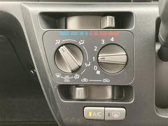 �ޥ˥奢�륨������ϻȤ��䤹�����ĤΥ�����뼰�Ǥ��������鲹��Ĵ�ᡢ���̡��������ν��֤Ǥ��� 4