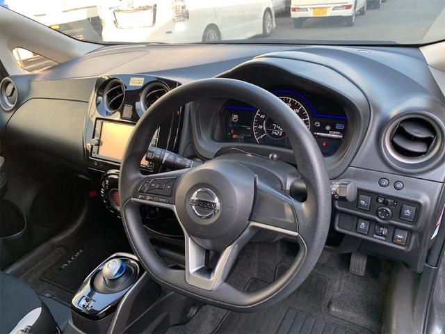 運転者にとっては日々使用することとなる運転席です。運転席が快適だと運転に集中することができますね。