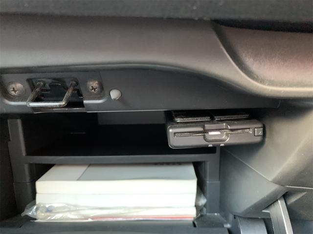 今では必需品のＥＴＣも付いております。高速道路での出入りもスムーズ。渋滞緩和にもなりエコにも繋がります。