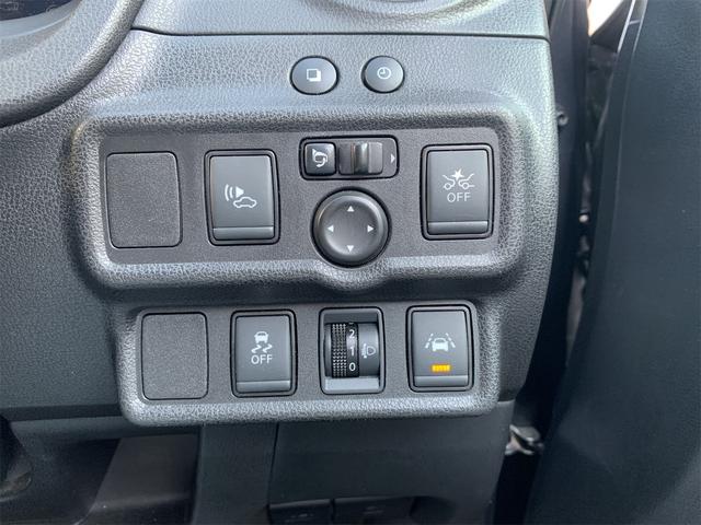 衝突被害軽減システム付きです！万が一の場合、衝突による被害を軽減してくれます。