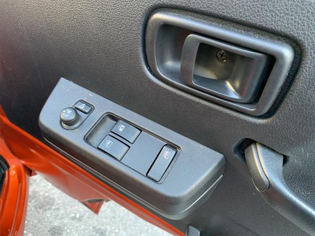 ハイゼットトラック エクストラ　ＡＴ　衝突被害軽減システム　クリアランスソナー　スマートキー　アイドリングストップ　電動格納ミラー　オートライト　ＥＳＣ　エアコン　パワーステアリング　パワーウィンドウ　運転席エアバッグ（9枚目）