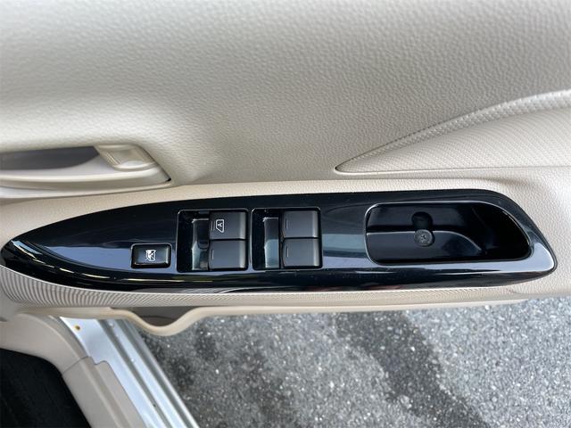 デイズルークス S バックカメラ ナビ 衝突被害軽減システム 両側スライドドア キーレスエントリー アイドリングストップ 電動格納ミラー CVT ABS ESC ミュージックプレイヤー接続可 衝突安全ボディ エアコン(10枚目)