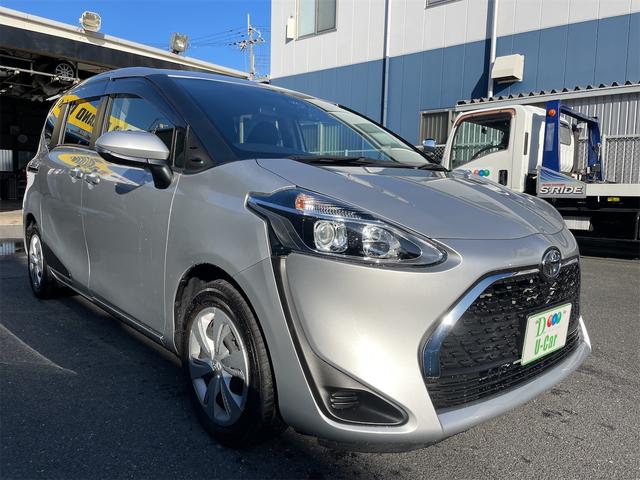 シエンタ Ｘ　ＥＴＣ　バックカメラ　ナビ　レーンアシスト　衝突被害軽減システム　両側スライド・片側電動　オートマチックハイビーム　スマートキー　アイドリングストップ　電動格納ミラー　３列シート　ウォークスルー（17枚目）