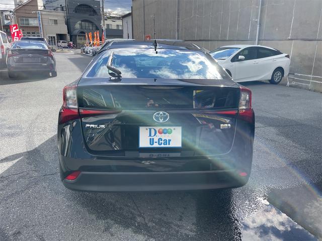 プリウス Ｓ　ＥＴＣ　レーンアシスト　オートクルーズコントロール　衝突被害軽減システム　バックカメラ　ナビ　ＴＶ　アルミホイール　オートマチックハイビーム　オートライト　ＬＥＤヘッドランプ　ＣＶＴ　スマートキー（15枚目）