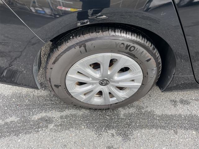 プリウス Ｓ　ＥＴＣ　レーンアシスト　オートクルーズコントロール　衝突被害軽減システム　バックカメラ　ナビ　ＴＶ　アルミホイール　オートマチックハイビーム　オートライト　ＬＥＤヘッドランプ　ＣＶＴ　スマートキー（17枚目）