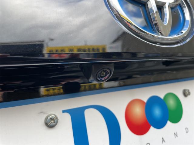 プリウス Ｓ　ＥＴＣ　レーンアシスト　オートクルーズコントロール　衝突被害軽減システム　バックカメラ　ナビ　ＴＶ　アルミホイール　オートマチックハイビーム　オートライト　ＬＥＤヘッドランプ　ＣＶＴ　スマートキー（19枚目）