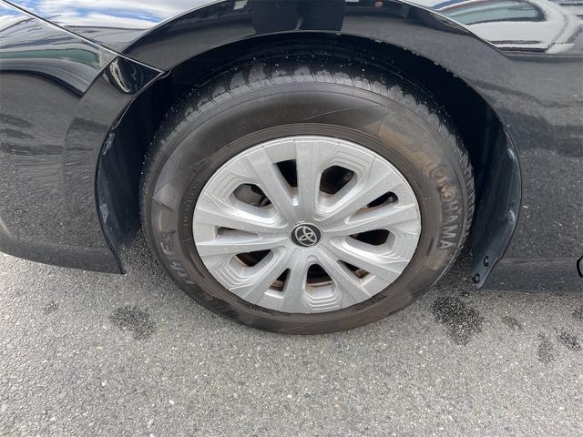 プリウス Ｓ　ＥＴＣ　レーンアシスト　オートクルーズコントロール　衝突被害軽減システム　バックカメラ　ナビ　ＴＶ　アルミホイール　オートマチックハイビーム　オートライト　ＬＥＤヘッドランプ　ＣＶＴ　スマートキー（23枚目）