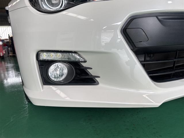ＢＲＺ Ｓ　バックカメラ　ナビ　ＴＶ　オートクルーズコントロール　ＭＴ　オートライト　ＨＩＤ　スマートキー　電動格納ミラー　アルミホイール　盗難防止システム　衝突安全ボディ　ＡＢＳ　ＥＳＣ　ＣＤ　エアコン（22枚目）