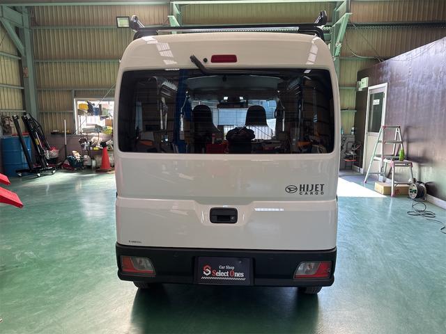 ハイゼットカーゴ スペシャル　軽バン　ＣＶＴ　衝突被害軽減システム　クリアランスソナー　ドライブレコーダー　ＥＴＣ　ナビ　ＴＶ　両側スライドドア　アイドリングストップ　オートライト　ＥＳＣ　エアコン　パワーステアリング（16枚目）