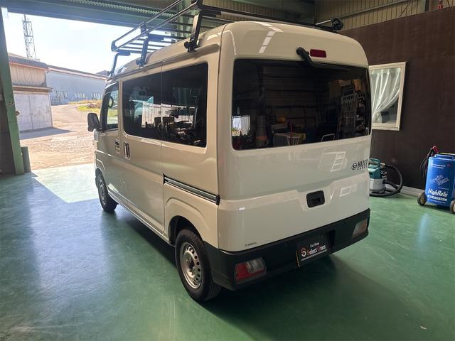 ハイゼットカーゴ スペシャル　軽バン　ＣＶＴ　衝突被害軽減システム　クリアランスソナー　ドライブレコーダー　ＥＴＣ　ナビ　ＴＶ　両側スライドドア　アイドリングストップ　オートライト　ＥＳＣ　エアコン　パワーステアリング（17枚目）