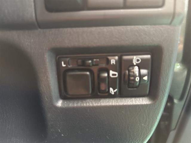 この度は当店のお車をご覧になっていただき、誠にありがとうございます。じっくり現車確認して頂けるよう、ご準備を致します！