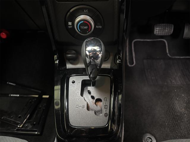 コペン ＧＲ　スポーツ　ＧＲエアロ　ＥＴＣ　バックカメラ　ＴＶ　　ＬＥＤヘッドランプ　スマートキー　シートヒーター　ＣＶＴ　盗難防止システム　ｍｏｍｏステアリング　ＥＳＣ　ＢＢＳアルミ　レカロシート（41枚目）