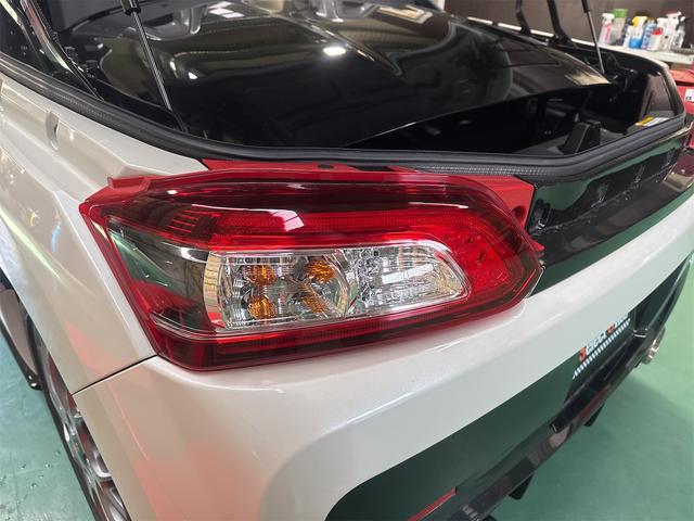 コペン ＧＲ　スポーツ　ＧＲエアロ　ＥＴＣ　バックカメラ　ＴＶ　　ＬＥＤヘッドランプ　スマートキー　シートヒーター　ＣＶＴ　盗難防止システム　ｍｏｍｏステアリング　ＥＳＣ　ＢＢＳアルミ　レカロシート（57枚目）