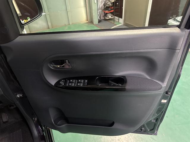 タント カスタムＲＳ　両側電動スライドドア　ナビ　ＬＥＤヘッドランプ　スマートキー　アイドリングストップ　ベンチシート　ＣＶＴ　盗難防止システム　ＡＢＳ　Ｂｌｕｅｔｏｏｔｈ　アルミホイール　衝突安全ボディ　エアコン（7枚目）