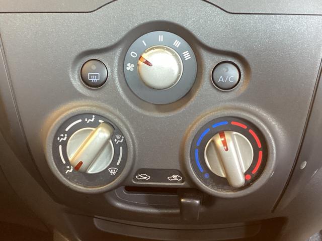 日産 ノート 9枚目