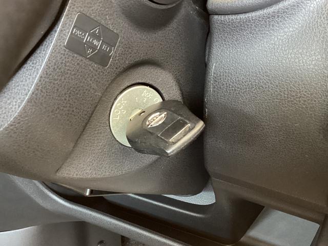 日産 ノート 13枚目