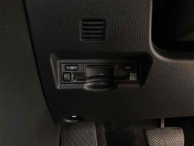 ヴォクシー Ｓ－Ｚ　バックカメラ　ナビ　ＴＶ　クリアランスソナー　オートクルーズコントロール　レーンアシスト　衝突被害軽減システム　両側電動スライドドア　オートマチックハイビーム　オートライト（32枚目）