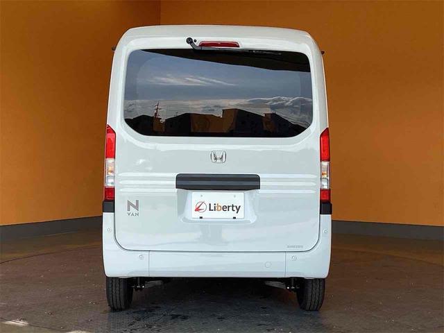 Ｎ－ＶＡＮ Ｇ　ＣＶＴ　衝突被害軽減システム　クリアランスソナー　オートクルーズコントロール　レーンアシスト　両側スライドドア　アイドリングストップ　オートライト　ＥＳＣ　エアコン　パワーウィンドウ（7枚目）
