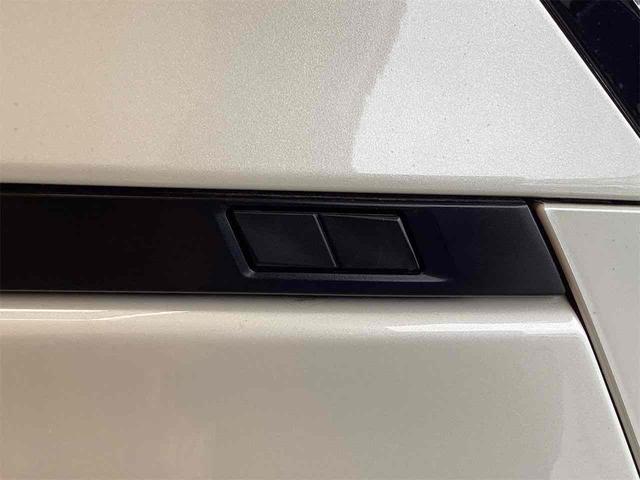 ヴォクシー Ｓ－Ｚ　バックカメラ　ナビ　ＴＶ　クリアランスソナー　オートクルーズコントロール　レーンアシスト　パークアシスト　衝突被害軽減システム　両側電動スライドドア　オートマチックハイビーム　オートライト（20枚目）