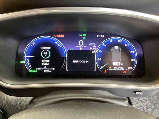 カローラクロス ハイブリッド　Ｚ　バックカメラ　クリアランスソナー　オートクルーズコントロール　レーンアシスト　パワーシート　衝突被害軽減システム　ナビ　ＴＶ　オートマチックハイビーム　オートライト　ＬＥＤヘッドランプ（24枚目）
