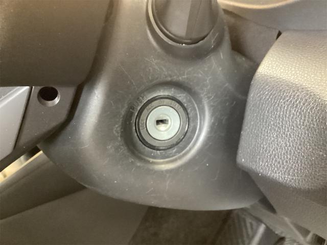 ヤリス ハイブリッドX ETC バックカメラ ナビ クリアランスソナー オートクルーズコントロール レーンアシスト 衝突被害軽減システム オートマチックハイビーム オートライト キーレスエントリー(11枚目)