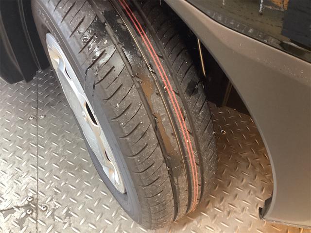 シエンタ ハイブリッドＸ　クリアランスソナー　オートクルーズコントロール　レーンアシスト　衝突被害軽減システム　両側スライド・片側電動　オートマチックハイビーム　オートライト　ＬＥＤヘッドランプ　スマートキー　電動格納ミラー（10枚目）