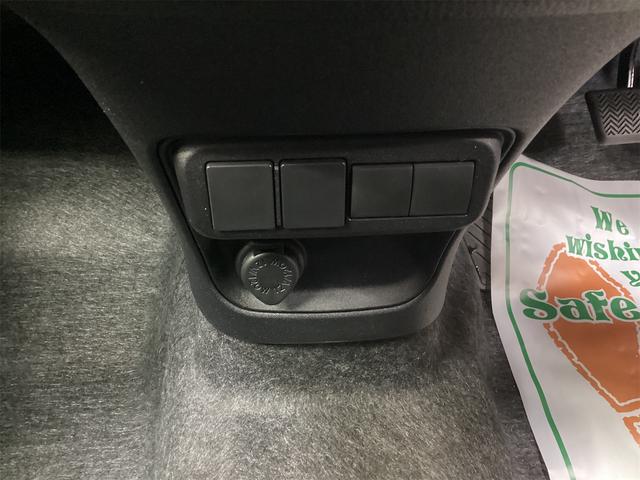 シエンタ ハイブリッドＸ　クリアランスソナー　オートクルーズコントロール　レーンアシスト　衝突被害軽減システム　両側スライド・片側電動　オートマチックハイビーム　オートライト　ＬＥＤヘッドランプ　スマートキー　電動格納ミラー（37枚目）