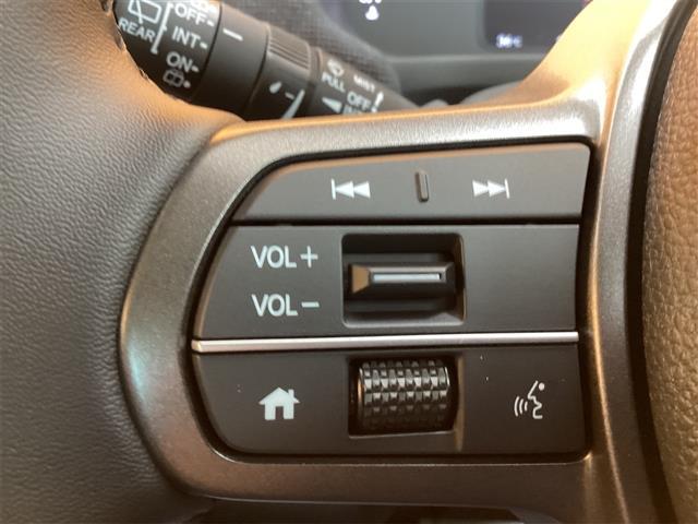 フリード エアー EX バックカメラ クリアランスソナー オートクルーズコントロール レーンアシスト 衝突被害軽減システム 両側電動スライドドア オートライト LEDヘッドランプ スマートキー 電動格納ミラー シートヒーター(13枚目)