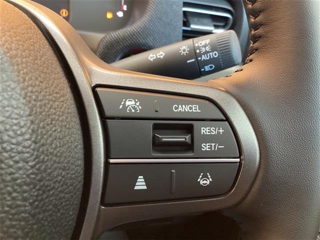 フリード エアー EX バックカメラ クリアランスソナー オートクルーズコントロール レーンアシスト 衝突被害軽減システム 両側電動スライドドア オートライト LEDヘッドランプ スマートキー 電動格納ミラー シートヒーター(14枚目)