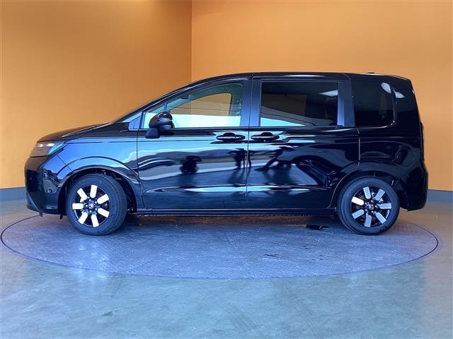 フリード エアー EX バックカメラ クリアランスソナー オートクルーズコントロール レーンアシスト 衝突被害軽減システム 両側電動スライドドア オートライト LEDヘッドランプ スマートキー 電動格納ミラー シートヒーター(16枚目)