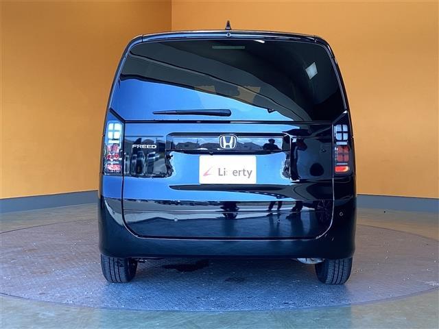 フリード エアー EX バックカメラ クリアランスソナー オートクルーズコントロール レーンアシスト 衝突被害軽減システム 両側電動スライドドア オートライト LEDヘッドランプ スマートキー 電動格納ミラー シートヒーター(17枚目)