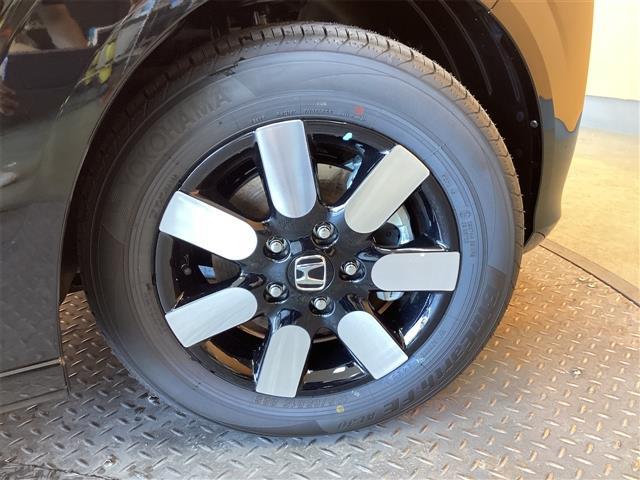 フリード エアー EX バックカメラ クリアランスソナー オートクルーズコントロール レーンアシスト 衝突被害軽減システム 両側電動スライドドア オートライト LEDヘッドランプ スマートキー 電動格納ミラー シートヒーター(23枚目)