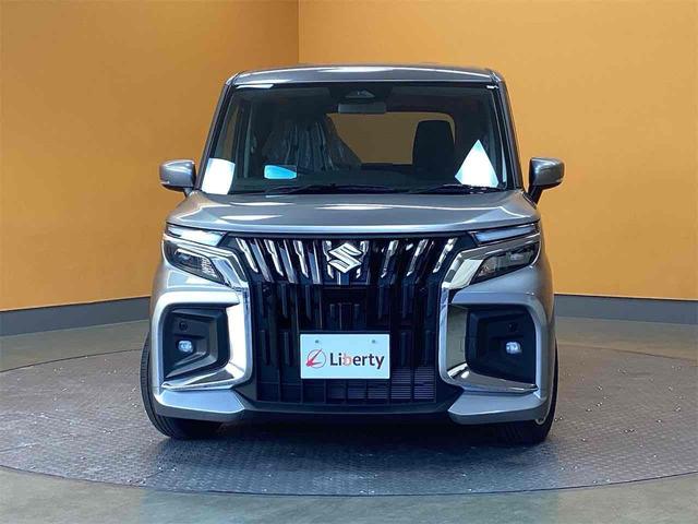 ソリオバンディット ハイブリッドＭＶ　クリアランスソナー　オートクルーズコントロール　レーンアシスト　衝突被害軽減システム　両側電動スライドドア　ＬＥＤヘッドランプ　スマートキー　アイドリングストップ　シートヒーター　ウォークスルー（5枚目）