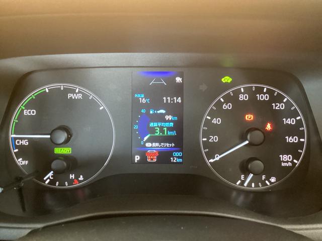 シエンタ ハイブリッドＧ　ＥＴＣ　全周囲カメラ　クリアランスソナー　オートクルーズコントロール　レーンアシスト　衝突被害軽減システム　両側電動スライドドア　オートマチックハイビーム　オートライト　ＬＥＤヘッドランプ（9枚目）