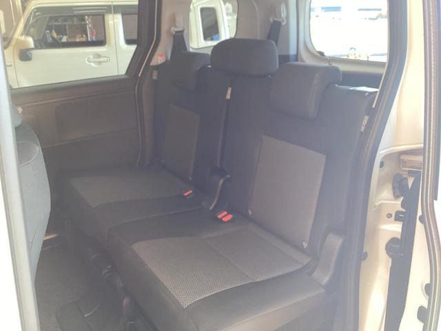 シエンタ ハイブリッドＧ　ＥＴＣ　全周囲カメラ　クリアランスソナー　オートクルーズコントロール　レーンアシスト　衝突被害軽減システム　両側電動スライドドア　オートマチックハイビーム　オートライト　ＬＥＤヘッドランプ（37枚目）