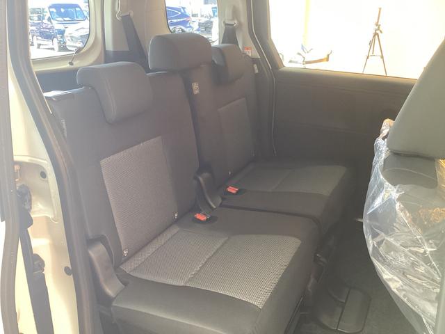 シエンタ ハイブリッドＧ　ＥＴＣ　全周囲カメラ　クリアランスソナー　オートクルーズコントロール　レーンアシスト　衝突被害軽減システム　両側電動スライドドア　オートマチックハイビーム　オートライト　ＬＥＤヘッドランプ（40枚目）