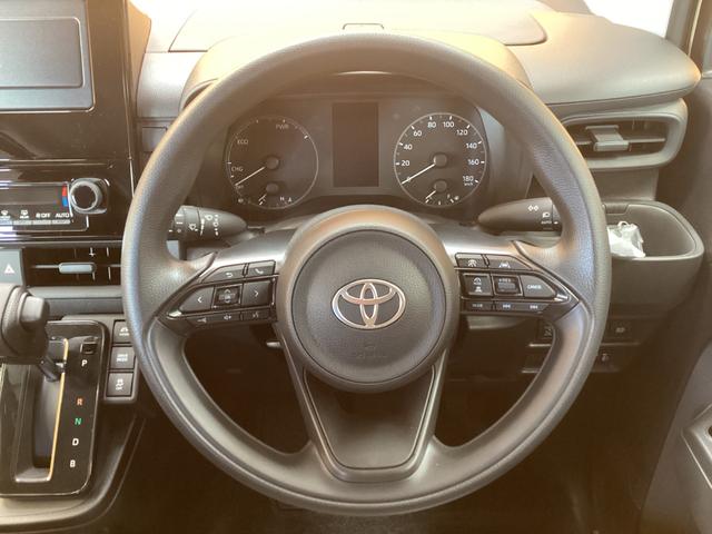 シエンタ ハイブリッドＸ　クリアランスソナー　オートクルーズコントロール　レーンアシスト　衝突被害軽減システム　両側スライド・片側電動　オートマチックハイビーム　オートライト　ＬＥＤヘッドランプ　スマートキー　電動格納ミラー（6枚目）