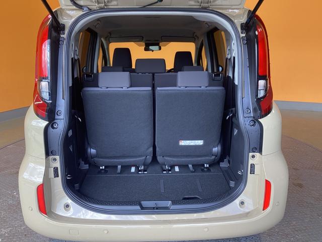 シエンタ ハイブリッドＸ　クリアランスソナー　オートクルーズコントロール　レーンアシスト　衝突被害軽減システム　両側スライド・片側電動　オートマチックハイビーム　オートライト　ＬＥＤヘッドランプ　スマートキー　電動格納ミラー（21枚目）