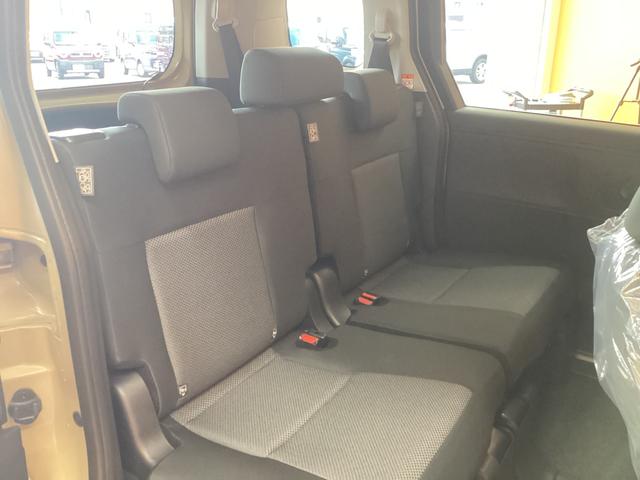 シエンタ ハイブリッドＸ　クリアランスソナー　オートクルーズコントロール　レーンアシスト　衝突被害軽減システム　両側スライド・片側電動　オートマチックハイビーム　オートライト　ＬＥＤヘッドランプ　スマートキー　電動格納ミラー（26枚目）