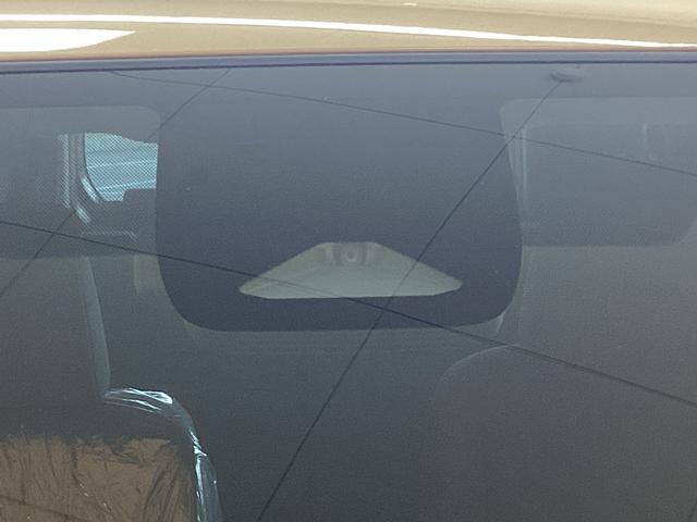 シエンタ ハイブリッドＸ　クリアランスソナー　オートクルーズコントロール　レーンアシスト　衝突被害軽減システム　両側スライド・片側電動　オートマチックハイビーム　オートライト　ＬＥＤヘッドランプ　スマートキー　電動格納ミラー（31枚目）