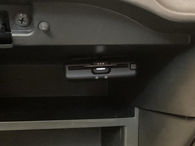 ノート ｅ－パワー　Ｘ　Ｖセレクション　ＥＴＣ　全周囲カメラ　ナビ　ＴＶ　クリアランスソナー　レーンアシスト　衝突被害軽減システム　アルミホイール　ＬＥＤヘッドランプ　スマートキー　アイドリングストップ　電動格納ミラー　ＣＶＴ（13枚目）